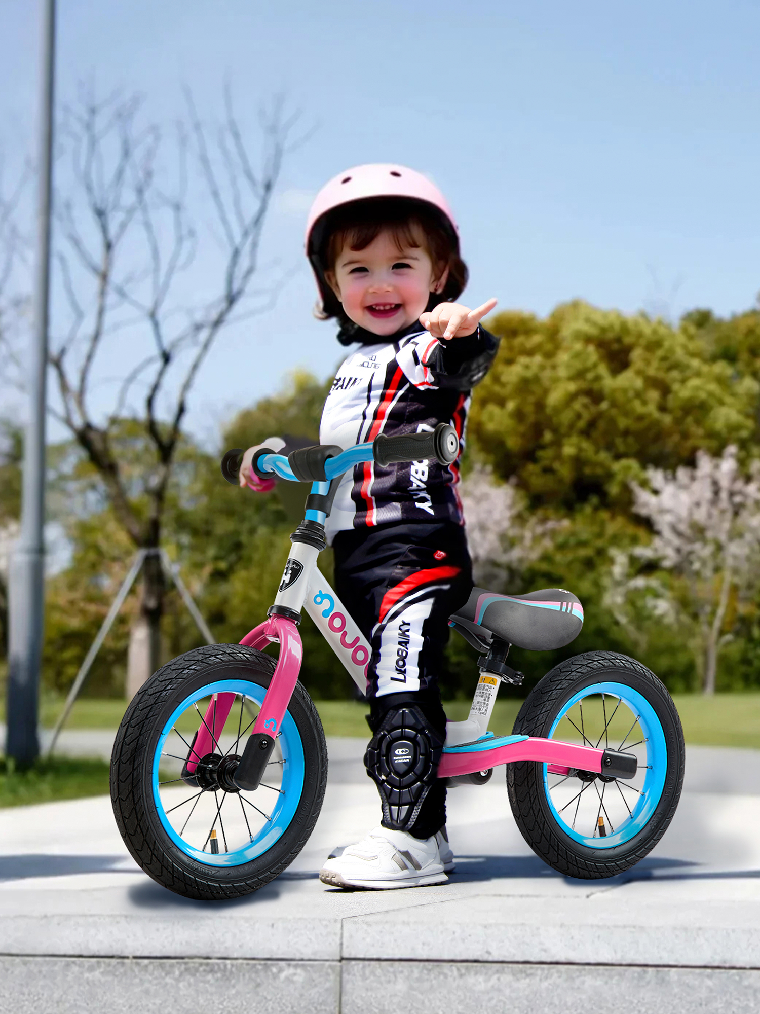 Whizbebe Huizhi balance car children's pedalless bicycle sliding 2 to 6 years old 3 boys and girls baby toddler scooter